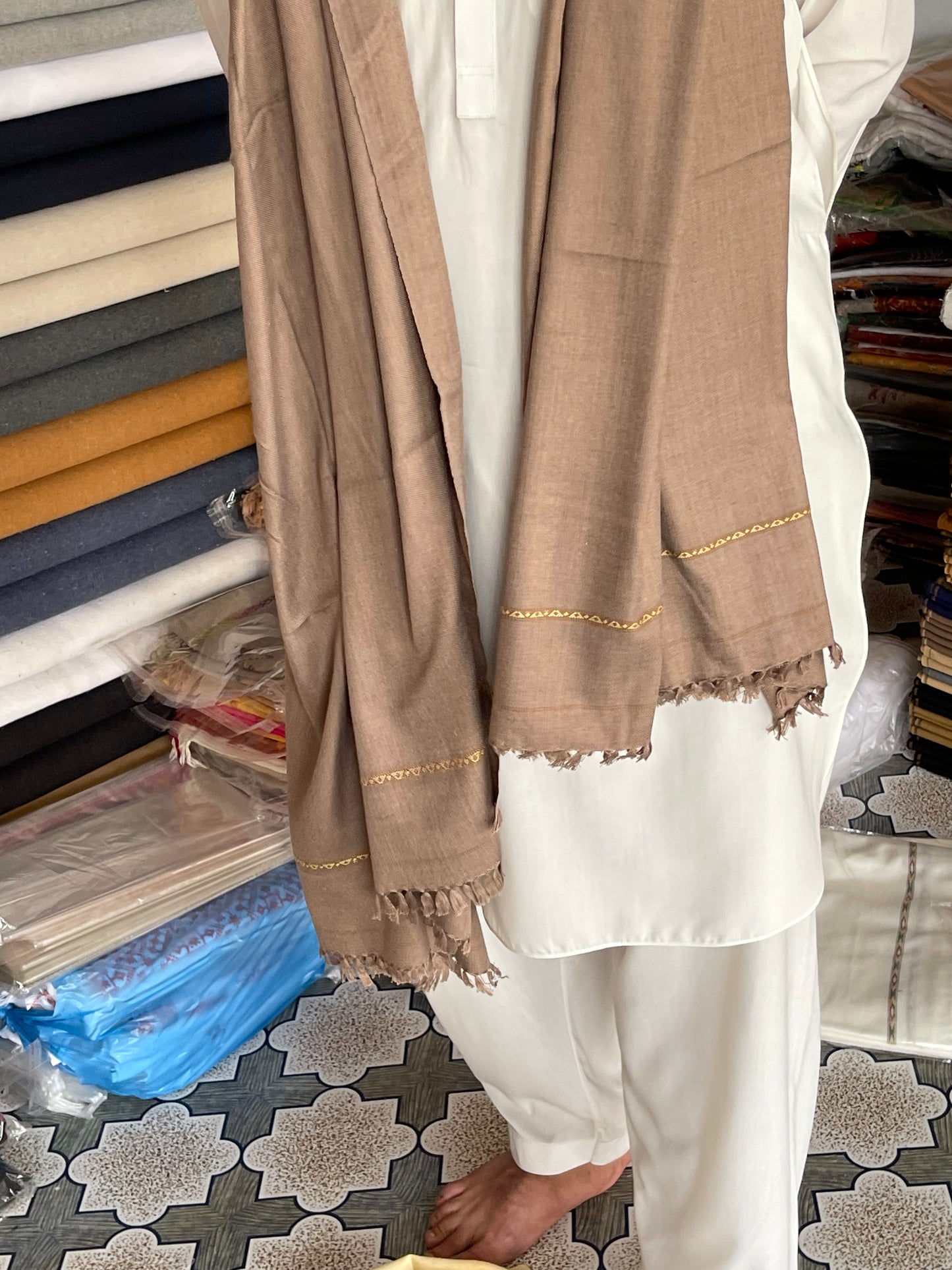 AL-07 SWAT ISLAMPUR ORIGINAL WOOL SHAWL